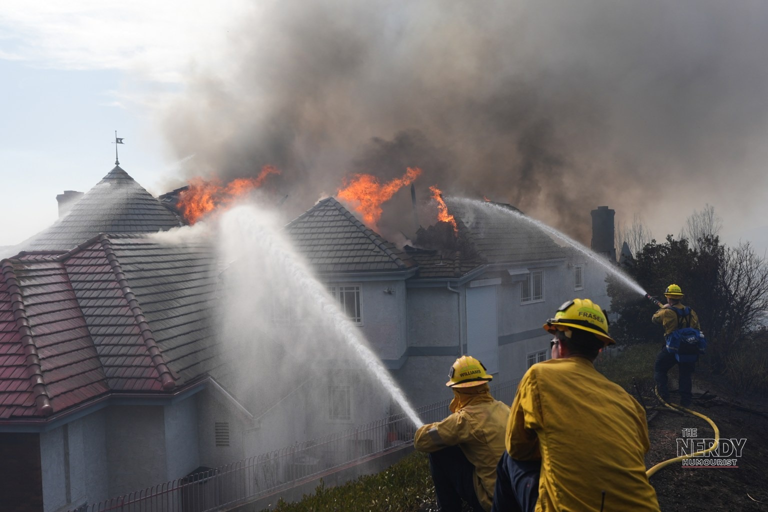 Norte Fire: 570 Acres, 5% Contained as 16,000 Evacuate in Orange County