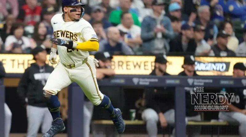 William Contreras rounds the bases for the Brewers in the NLCS against the Dodgers