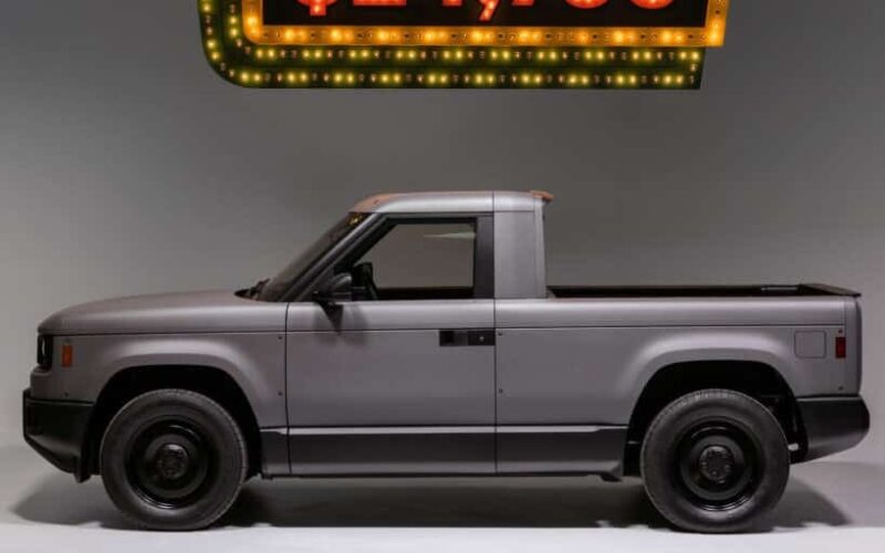 Slate Auto Experience Center debut with the $24,950 electric pickup truck