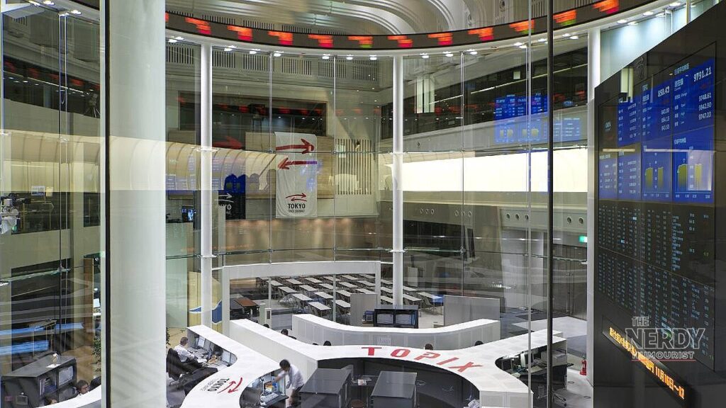 Tokyo Stock Exchange trading floor as the Nikkei 225 drops