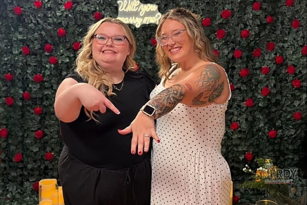 Pumpkin engaged shows off her diamond ring with sister Honey Boo Boo after the proposal