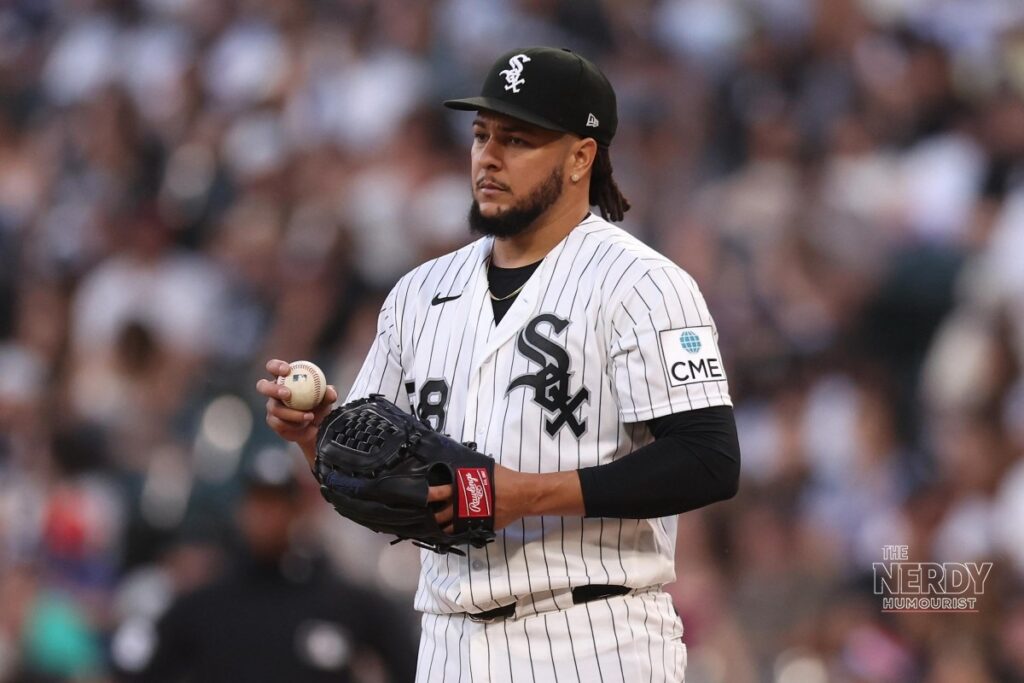 White Sox reliever delivers on the mound in the White Sox Guardians ALDS Game 2